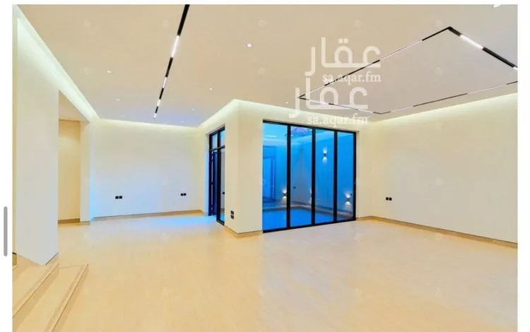 فيلا للبيع في شارع قطب الدين بن السلطان, حي المهدية, مدينة الرياض, منطقة الرياض صورة 2