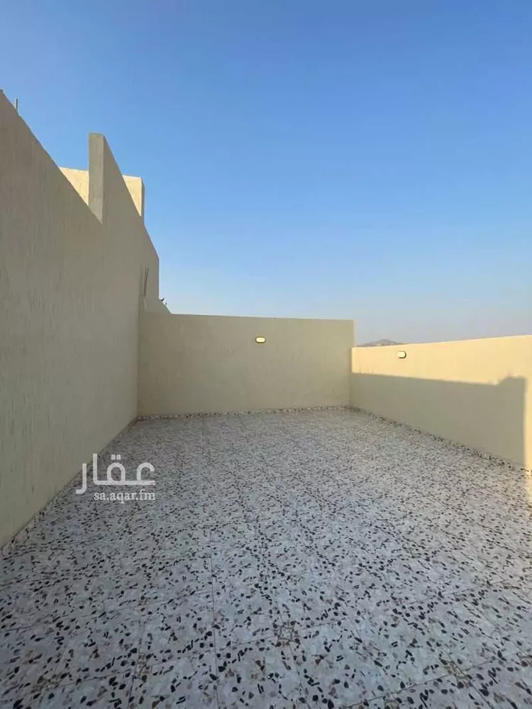 فيلا للبيع في شارع الافرج, حي الفلق الجديد, مدينة مكة المكرمة, منطقة مكة المكرمة صورة 2