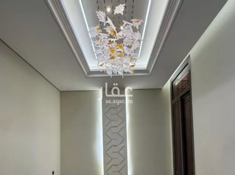 فيلا للبيع في شارع ضوء الصباح, حي المهدية, مدينة الرياض, منطقة الرياض صورة 4