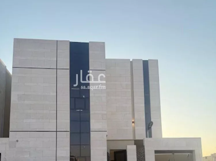 فيلا للبيع في شارع القاسم النويري, حي المهدية, مدينة الرياض, منطقة الرياض صورة 2