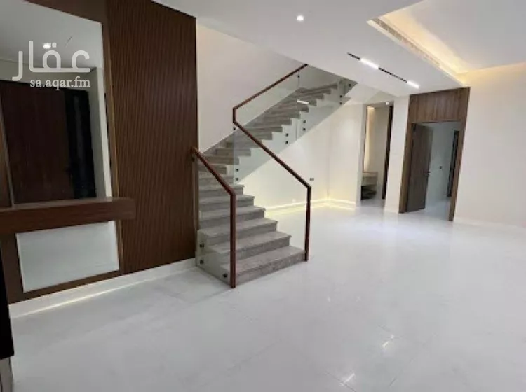 فيلا للبيع في شارع أبي بكر الآجري, حي المهدية, مدينة الرياض, منطقة الرياض صورة 2