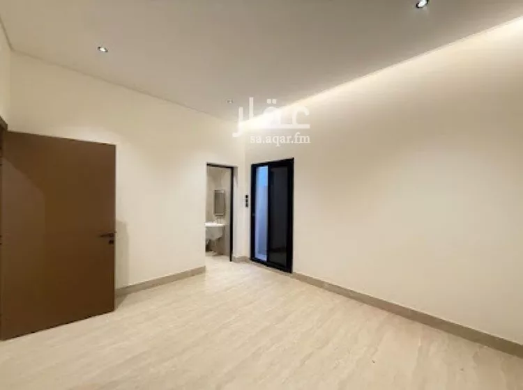 فيلا للبيع في شارع السيل الكبير, حي المهدية, مدينة الرياض, منطقة الرياض صورة 5