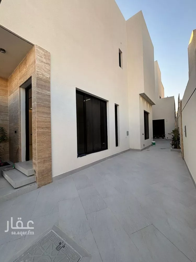 فيلا للبيع في شارع محمد بن أبي بكر القيم, حي المهدية, مدينة الرياض, منطقة الرياض صورة 2