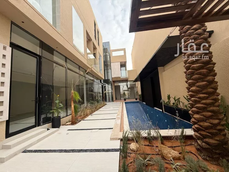 فيلا للبيع في شارع السيل الكبير, حي المهدية, مدينة الرياض, منطقة الرياض صورة 3