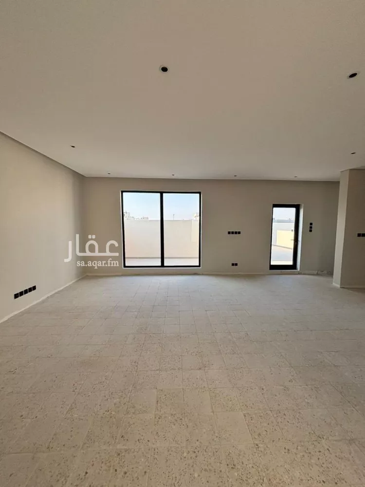 فيلا للبيع في شارع محمد بن عيسى العدني, حي المهدية, مدينة الرياض, منطقة الرياض 21