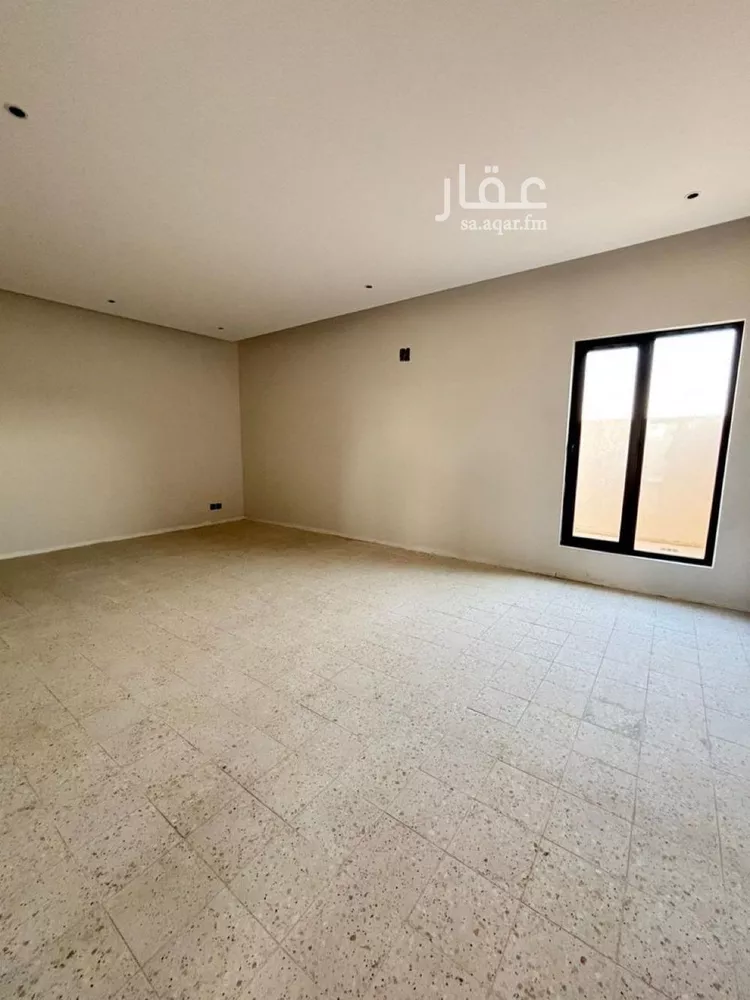 فيلا للبيع في شارع محمد بن عيسى العدني, حي المهدية, مدينة الرياض, منطقة الرياض 23