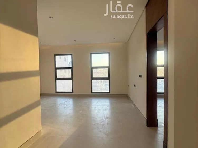 فيلا للبيع في شارع السيل الكبير, حي المهدية, مدينة الرياض, منطقة الرياض صورة 2