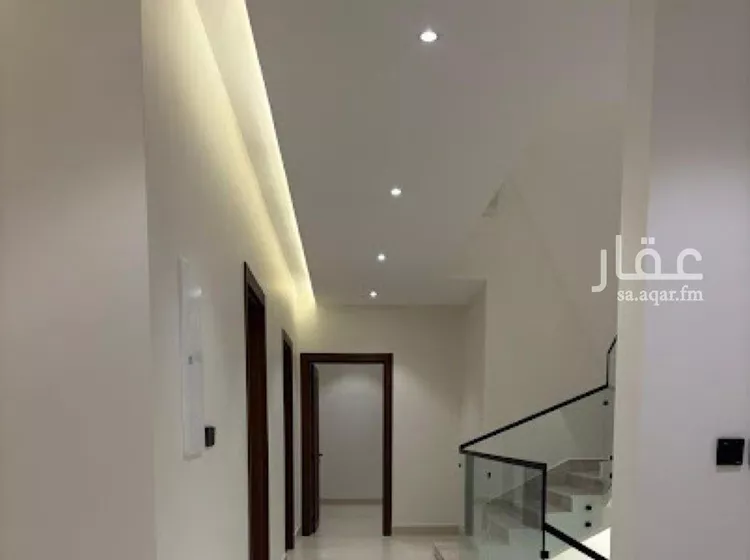 فيلا للبيع في شارع عمر بن يوسف المقرئ, حي المهدية, مدينة الرياض, منطقة الرياض صورة 4