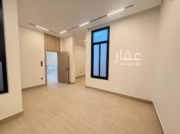 فيلا للبيع في شارع السيل الكبير, حي المهدية, مدينة الرياض, منطقة الرياض 15