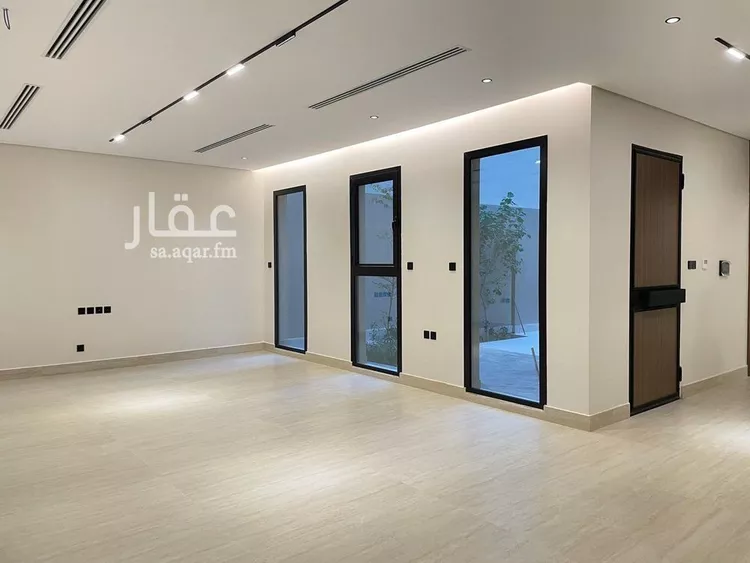 فيلا للبيع في شارع الدهناء, حي المهدية, مدينة الرياض, منطقة الرياض صورة 4