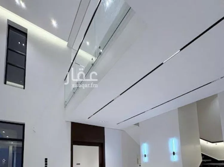 فيلا للبيع في شارع أحمد الكازروني, حي المهدية, مدينة الرياض, منطقة الرياض صورة 5