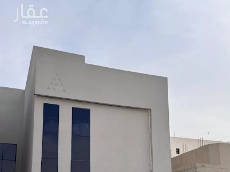 فيلا للبيع في شارع سعد الله بن مجالد, حي المهدية, مدينة الرياض, منطقة الرياض