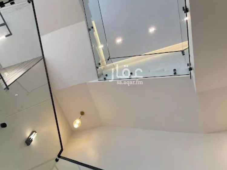 فيلا للبيع في شارع أحمد مفتي المكي الحنفي, حي المهدية, مدينة الرياض, منطقة الرياض صورة 2