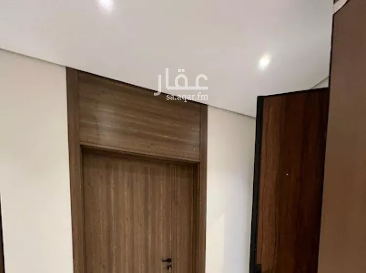 فيلا للبيع في شارع أبي بكر الآجري, حي المهدية, مدينة الرياض, منطقة الرياض صورة 4