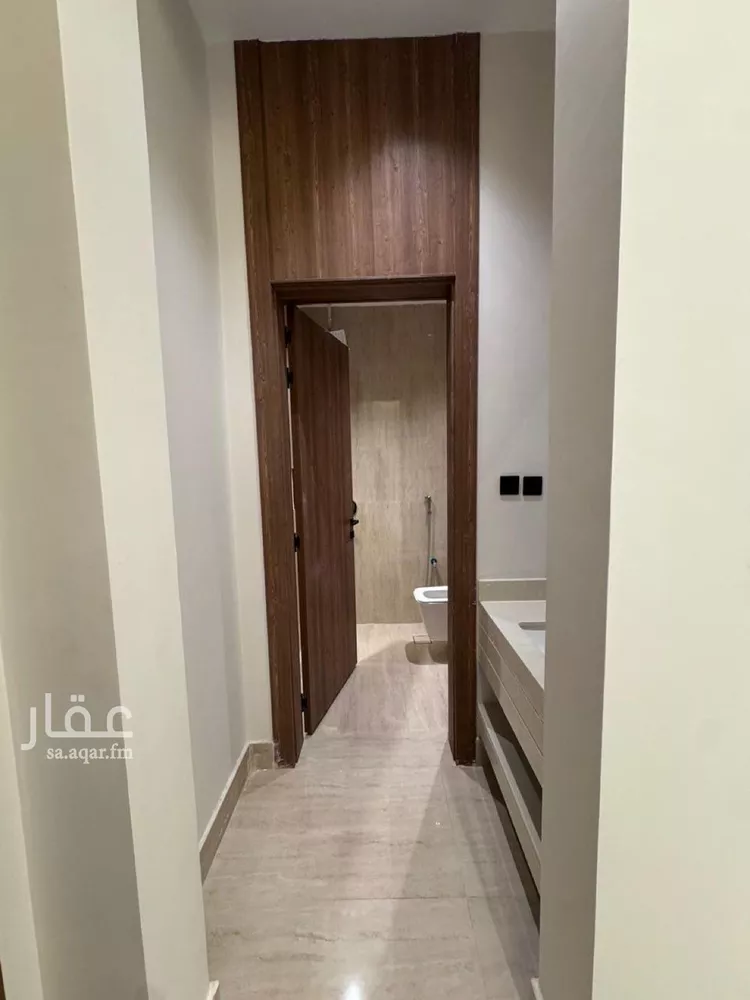 فيلا للبيع في شارع السيل الكبير, حي المهدية, مدينة الرياض, منطقة الرياض صورة 5