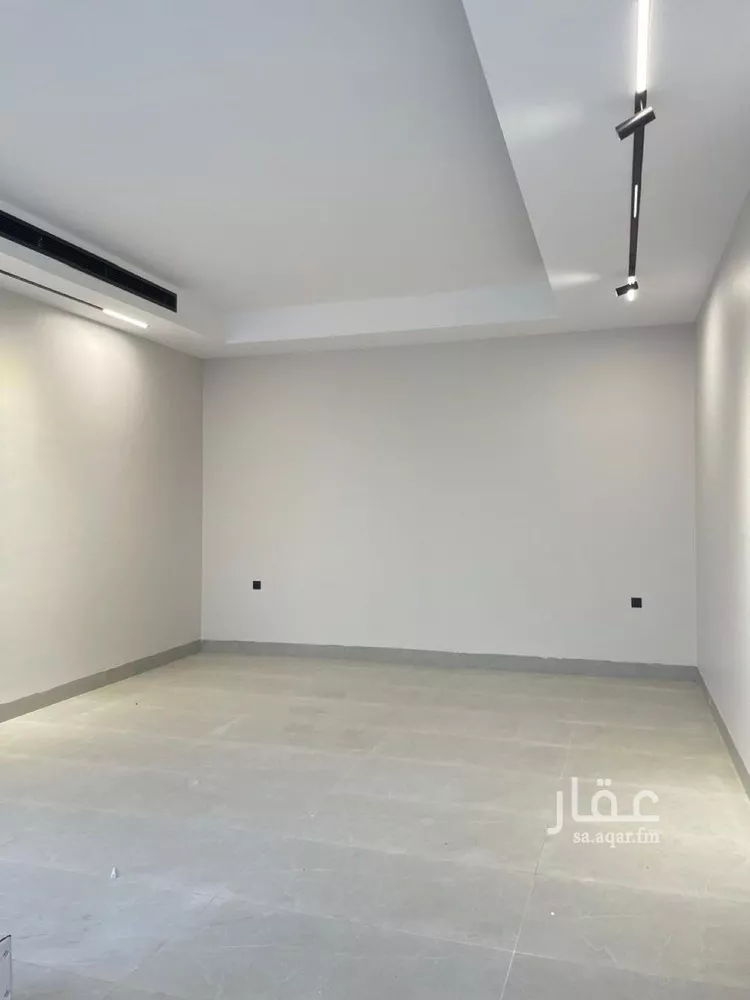 فيلا للبيع في شارع أحمد مفتي المكي الحنفي, حي المهدية, مدينة الرياض, منطقة الرياض صورة 3