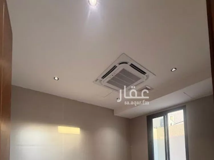 فيلا للبيع في شارع السيل الكبير, حي المهدية, مدينة الرياض, منطقة الرياض صورة 5