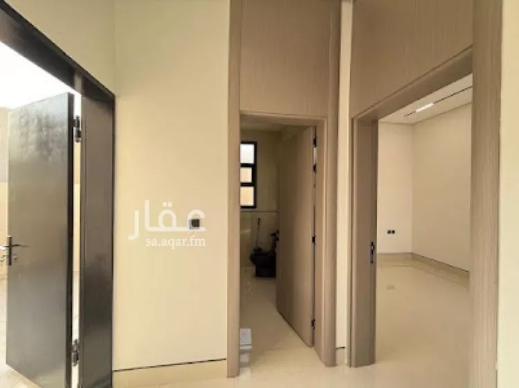 فيلا للبيع في شارع السيل الكبير, حي المهدية, مدينة الرياض, منطقة الرياض صورة 3