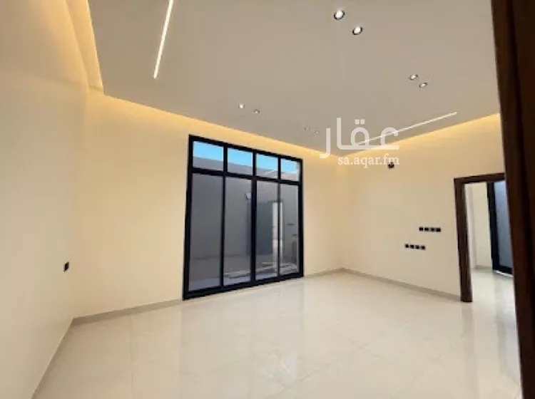 فيلا للبيع في شارع القاسم النويري, حي المهدية, مدينة الرياض, منطقة الرياض صورة 5