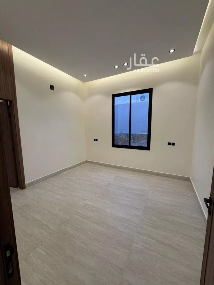 فيلا للبيع في شارع السيل الكبير, حي المهدية, مدينة الرياض, منطقة الرياض صورة 2