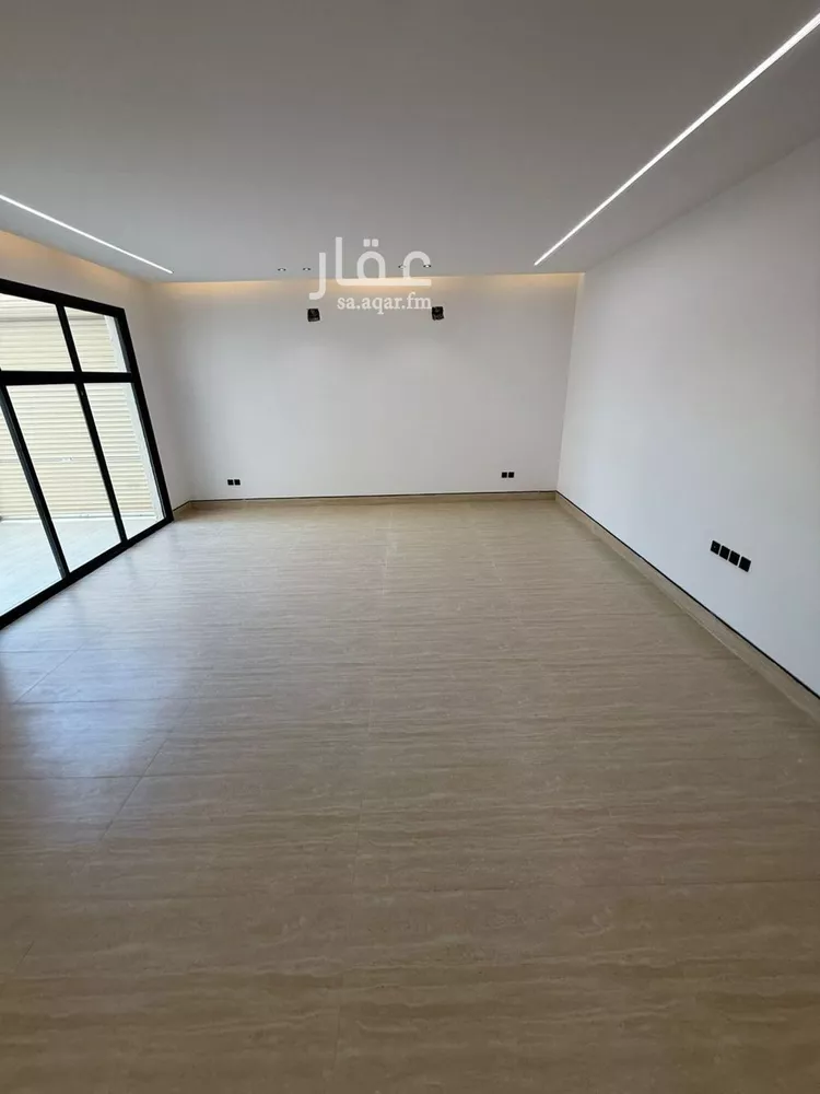 فيلا للبيع في شارع نبرة, حي ظهرة لبن, مدينة الرياض, منطقة الرياض صورة 3