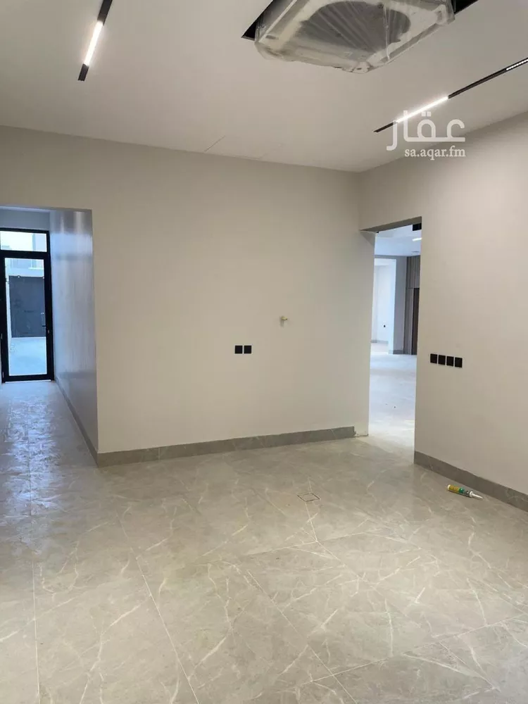 فيلا للبيع في شارع أحمد مفتي المكي الحنفي, حي المهدية, مدينة الرياض, منطقة الرياض صورة 5