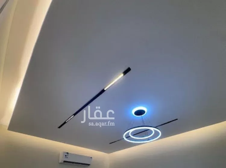 فيلا للبيع في شارع سعد الله بن مجالد, حي المهدية, مدينة الرياض, منطقة الرياض صورة 3