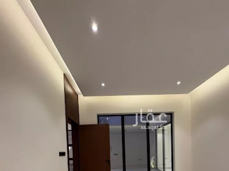 فيلا للبيع في شارع عمر بن يوسف المقرئ, حي المهدية, مدينة الرياض, منطقة الرياض صورة 5