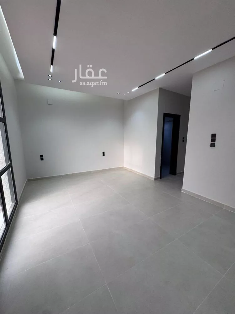 فيلا للبيع في شارع السيل الكبير, حي المهدية, مدينة الرياض, منطقة الرياض 14