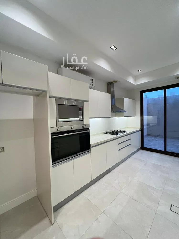 فيلا للبيع في شارع الجحاف بن حكيم السلمي, حي القيروان, مدينة الرياض, منطقة الرياض صورة 5