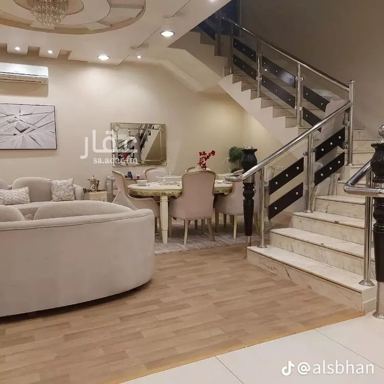 فيلا للبيع في شارع بني عمرو, حي إشبيلية, مدينة الرياض, منطقة الرياض صورة 5