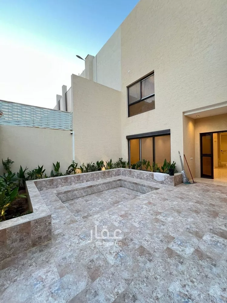 Villa for Sale in Riyadh Al Qirawan