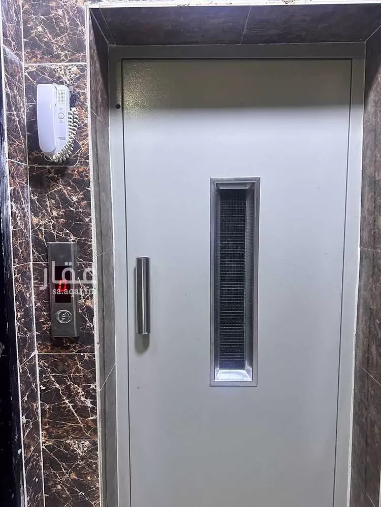 شقة للإيجار في شارع شارع جعيل ابن زياد الاشجع, حي النهضة, مدينة بيش, منطقة جازان صورة 4