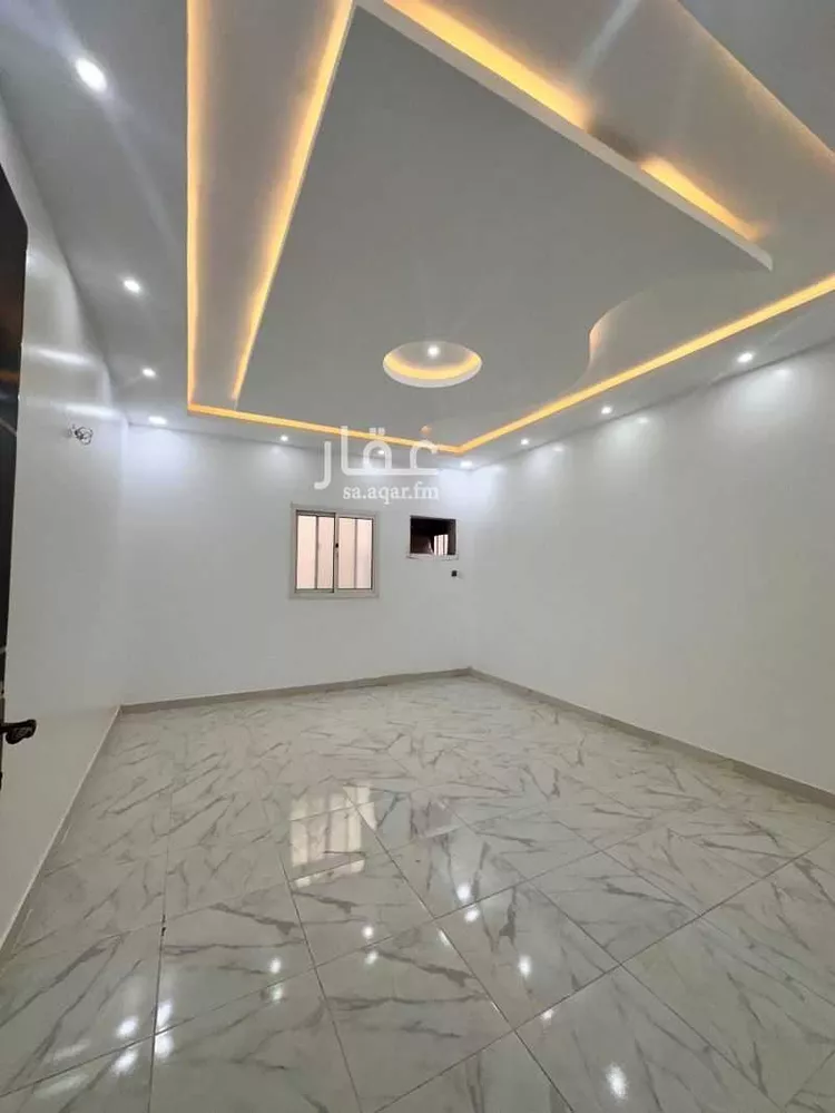 شقة للإيجار في شارع شارع جعيل ابن زياد الاشجع, حي النهضة, مدينة بيش, منطقة جازان صورة 2