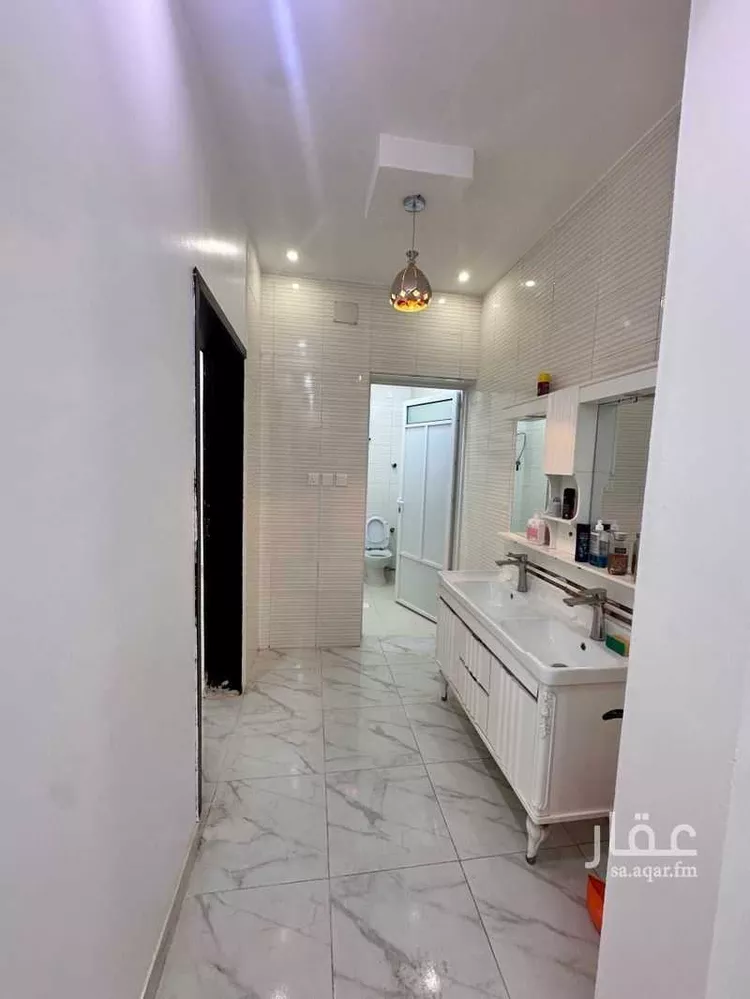 شقة للإيجار في شارع شارع جعيل ابن زياد الاشجع, حي النهضة, مدينة بيش, منطقة جازان صورة 5