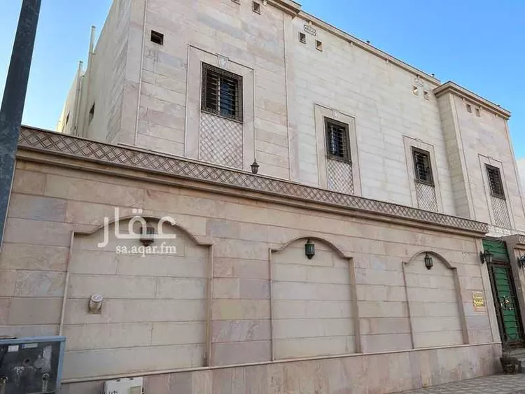 عمارة للبيع في شارع ياسر بن عامر العبسي, حي وادي مذينب, مدينة المدينة المنورة, منطقة المدينة المنورة 8