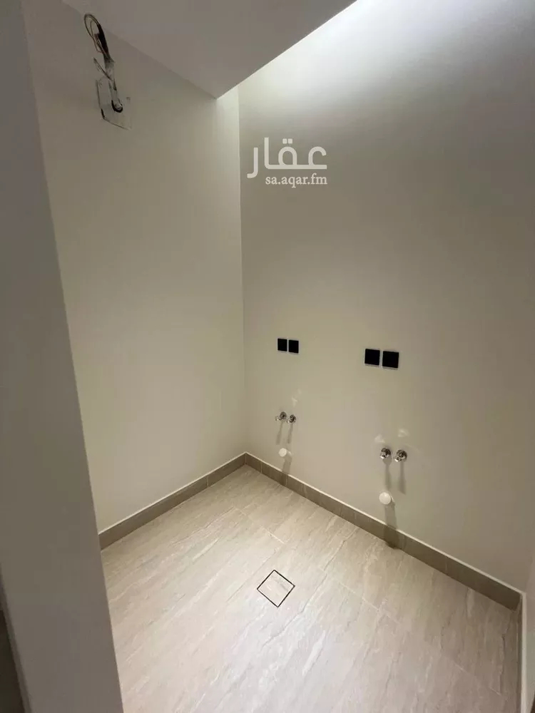 دور للبيع في شارع زنجبار, حي العقيق, مدينة الرياض, منطقة الرياض 11