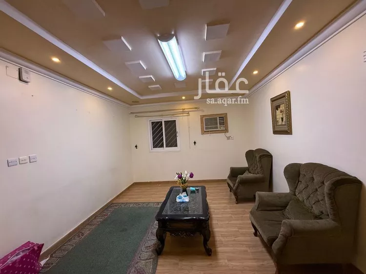 شقة للإيجار في شارع بحر العرب, حي إشبيلية, مدينة الرياض, منطقة الرياض