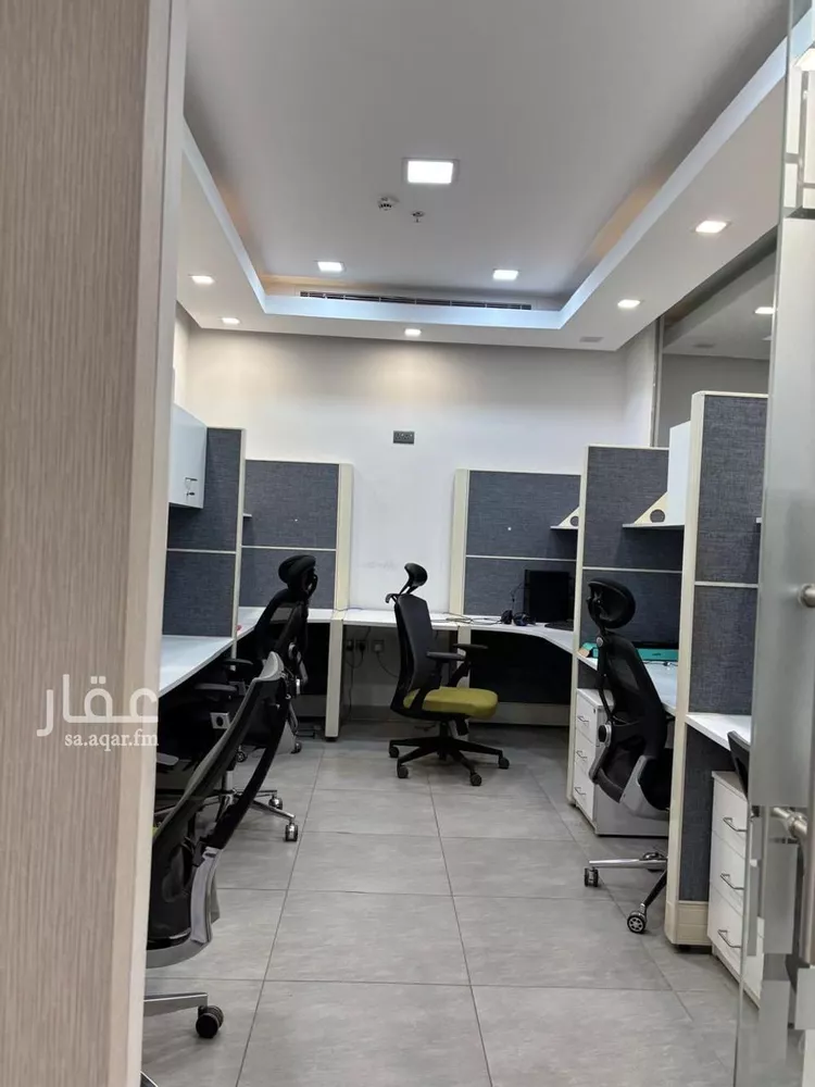 مكتب تجاري للإيجار في شارع طريق الملك عبدالعزيز, حي الغدير, مدينة الرياض, منطقة الرياض