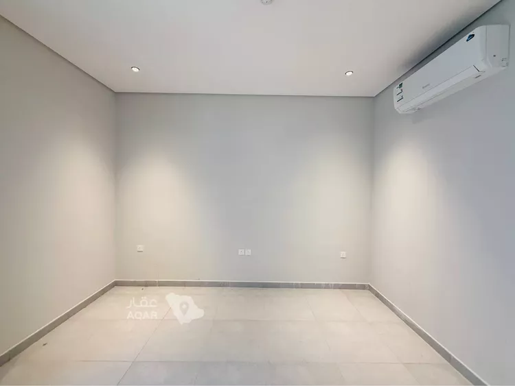 Apartment for Sale in Riyadh Al Malqa 14
