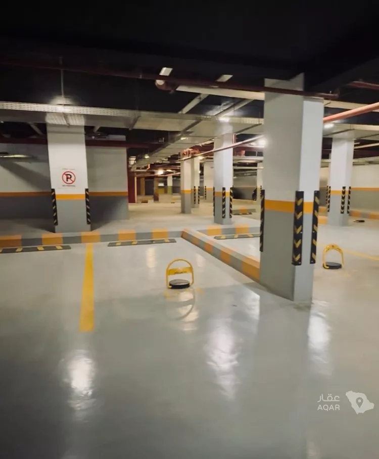 Apartment for Sale in Riyadh Al Malqa 12