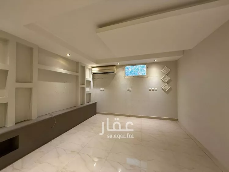 فيلا للبيع في شارع هلال بن بدر, حي النفل, مدينة الرياض, منطقة الرياض صورة 2