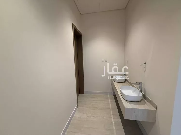 فيلا للبيع في شارع محمد بن عقاب, حي النرجس, مدينة الرياض, منطقة الرياض 12