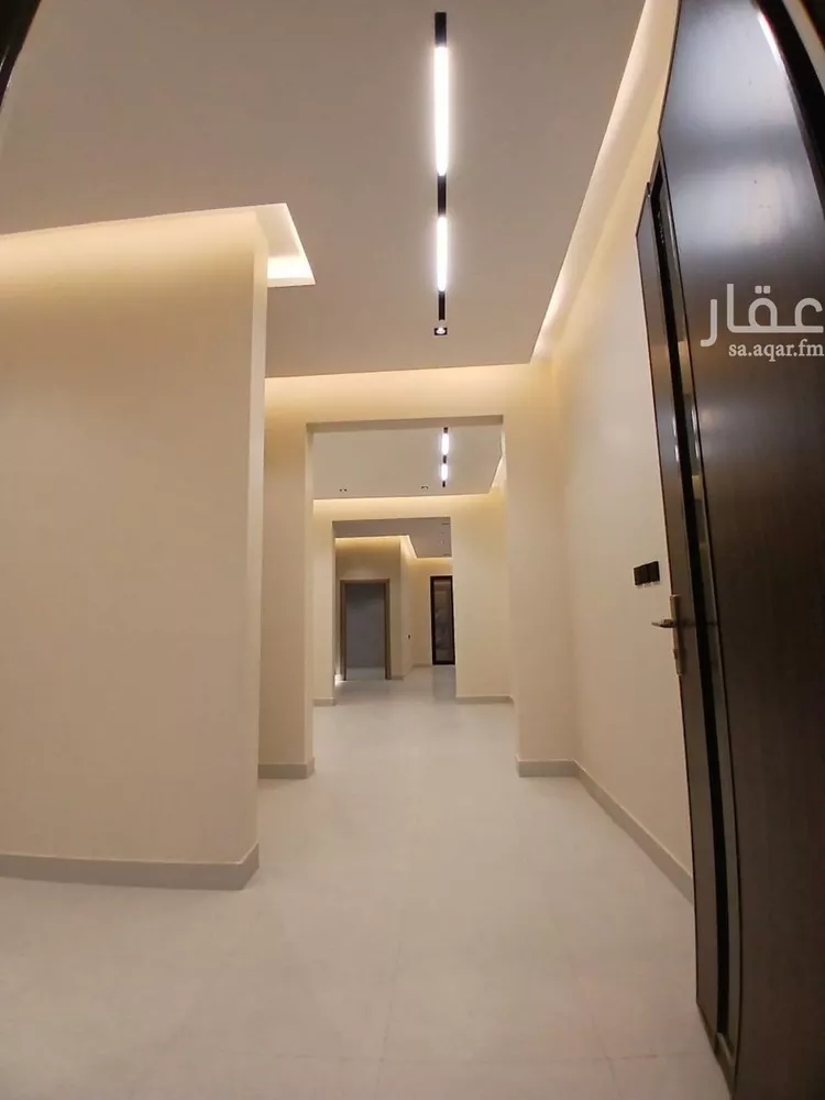 فيلا للبيع في شارع زياد بن أيوب, حي الرمال, مدينة الرياض, منطقة الرياض صورة 5