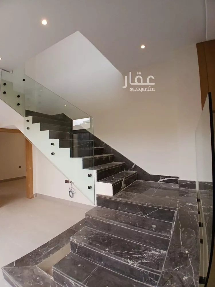 فيلا للبيع في شارع بللسمر, حي اليرموك, مدينة الرياض, منطقة الرياض صورة 3