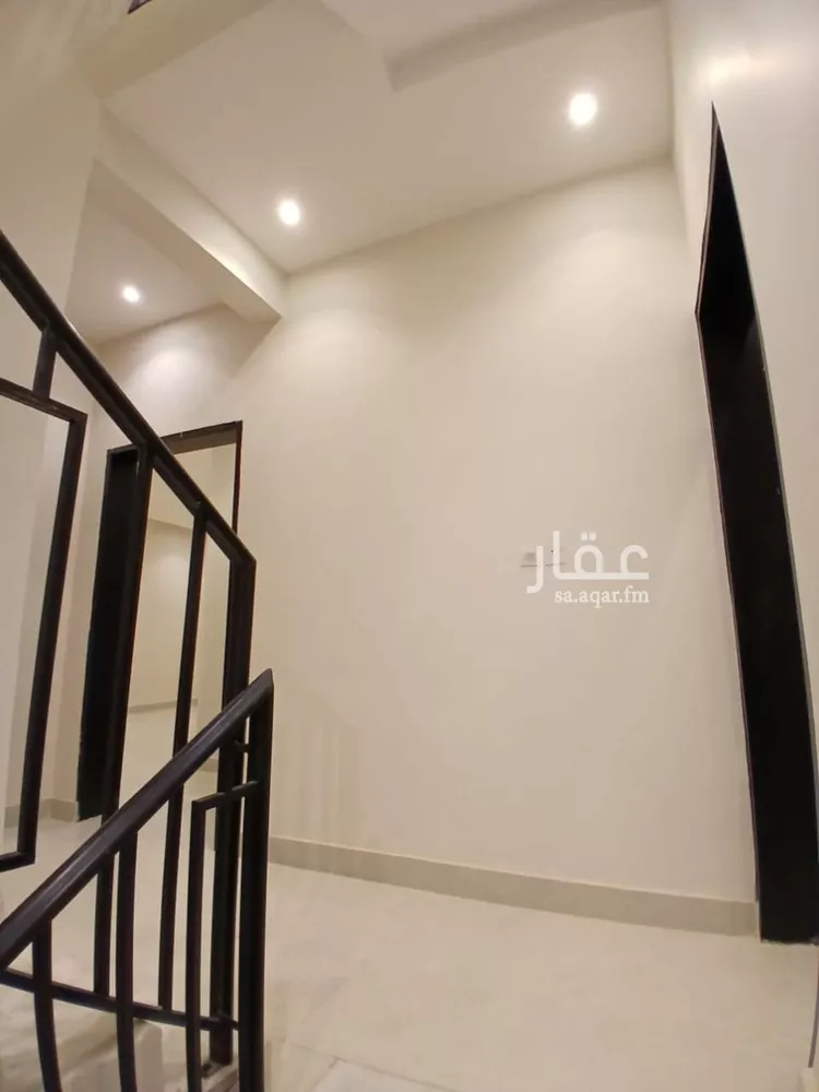 دور للبيع في شارع خليفه ال الثاني, حي المعيزيلة, مدينة الرياض, منطقة الرياض صورة 3