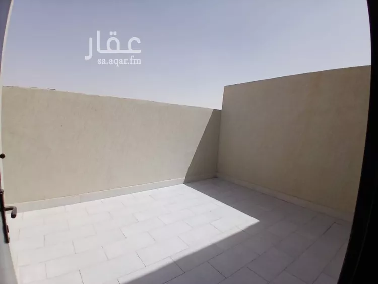 دور للبيع في شارع عبدالوهاب التميمي, حي الرمال, مدينة الرياض, منطقة الرياض صورة 3