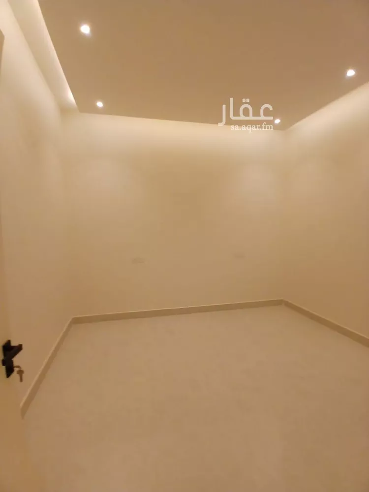 دور للبيع في شارع خليفه ال الثاني, حي المعيزيلة, مدينة الرياض, منطقة الرياض صورة 2