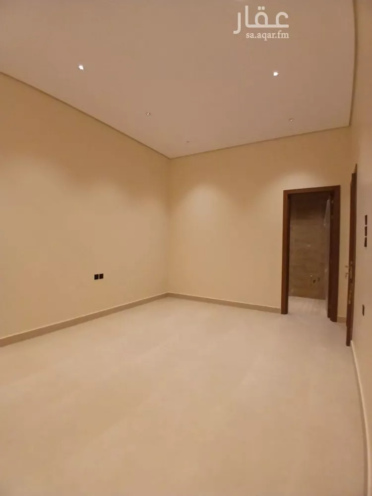 Floor for Sale in Riyadh King Faisal