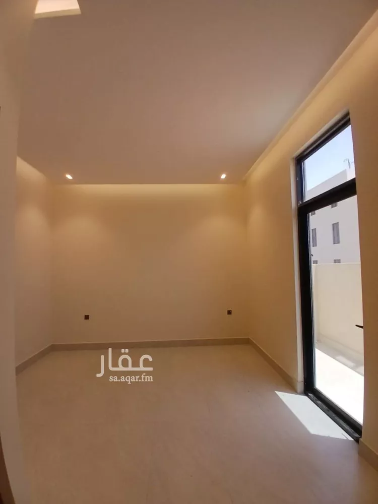 فيلا للبيع في شارع الناعمة, حي اليرموك, مدينة الرياض, منطقة الرياض صورة 2